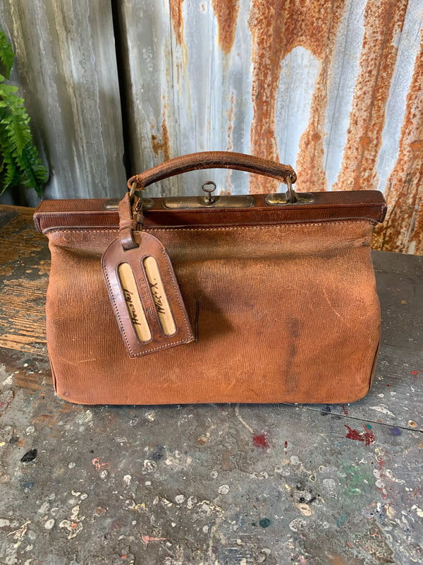 A Small Vintage French Brown Leather Gladstone Bag / Dr Bag/ 