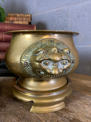 A pair of Asain bronze jardinieres on stands