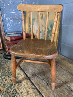 A pair of 19th Century spindle back child's chairs