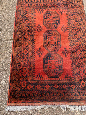 A red orange ground Persian carpet rug ~ 161cm x 101cm