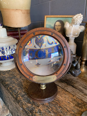 A very large 19th Century magnifying lens