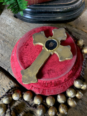 A set of oversized wooden rosary beads with eye motif