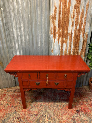 A red Chinese altar table