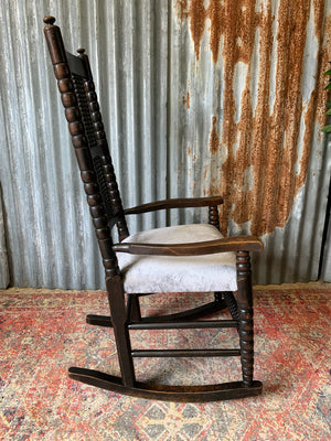 A bobbin rocking chair