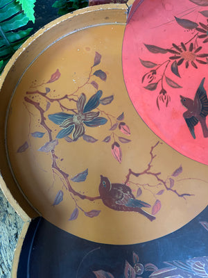 A large Japanese cinquefoil lacquered tray