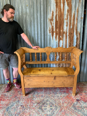 A Swedish pine settle