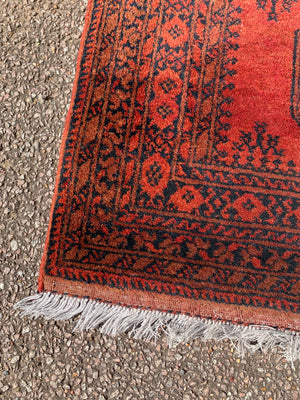 A red orange ground Persian carpet rug ~ 161cm x 101cm
