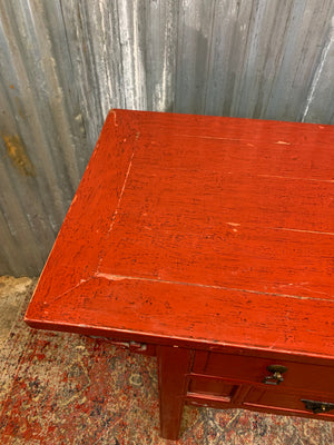 A red Chinese altar table