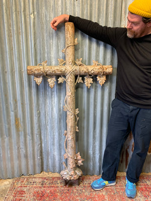 A 5ft French cast iron cross