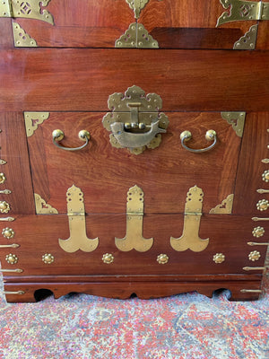 A large Korean Bandaji chest