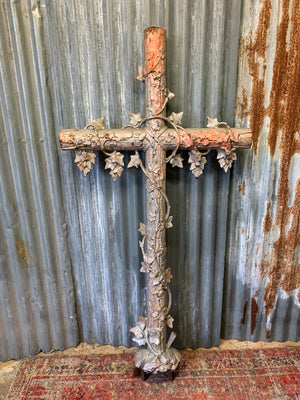 A 5ft French cast iron cross