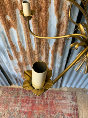 A chandelier in the form of a wheatsheaf