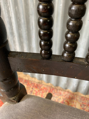 A bobbin rocking chair