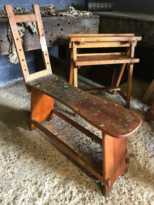 A wooden Winsor & Newton donkey bench easel