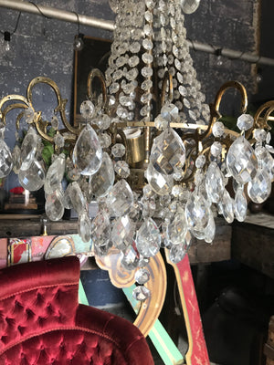 A large gilt icicle drop chandelier