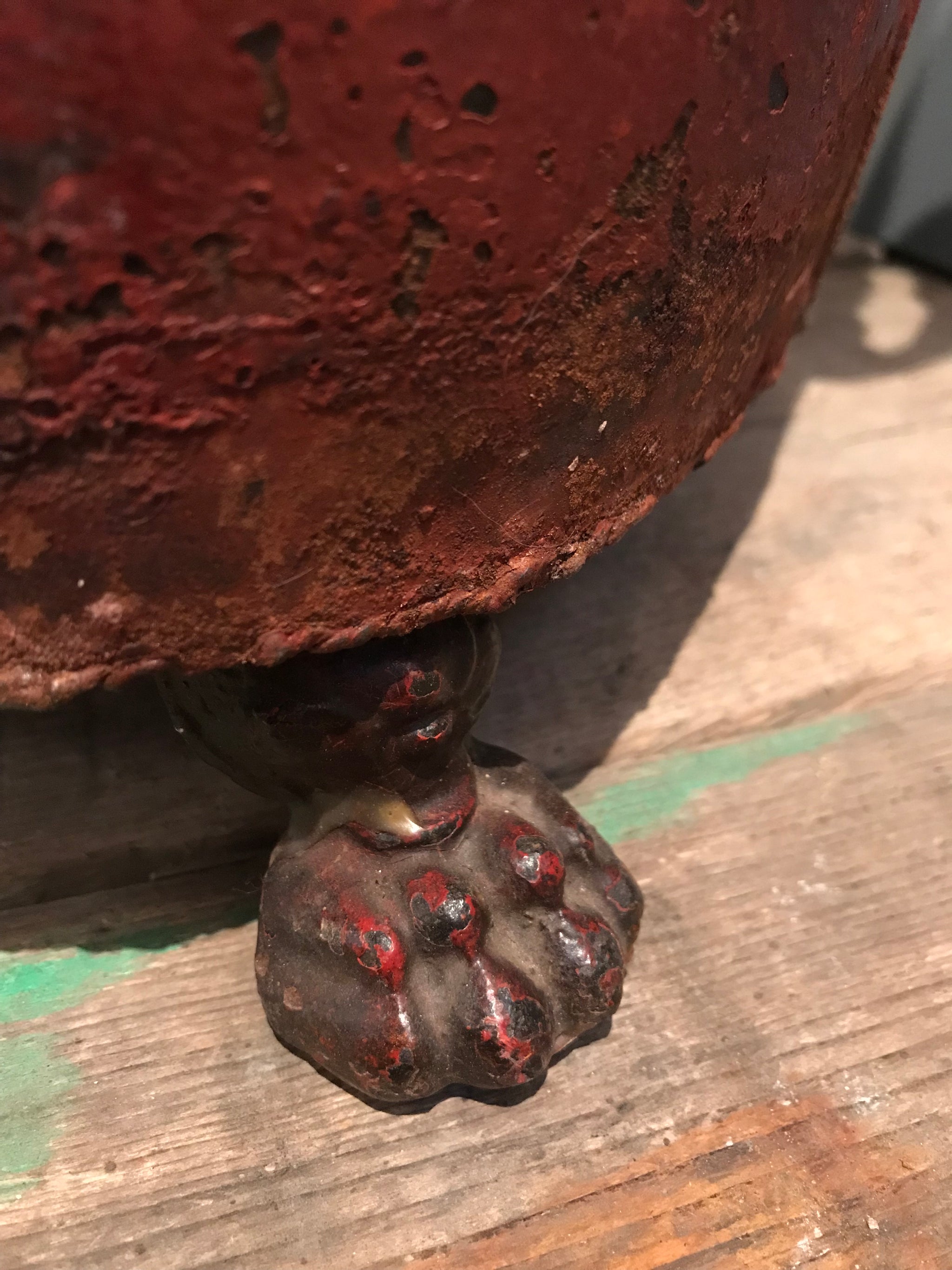 A heraldic chateau fireside log bucket
