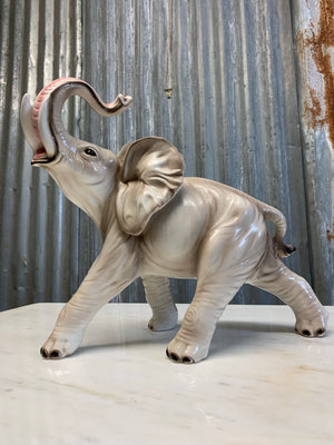 A mid-century Italian ceramic elephant statue