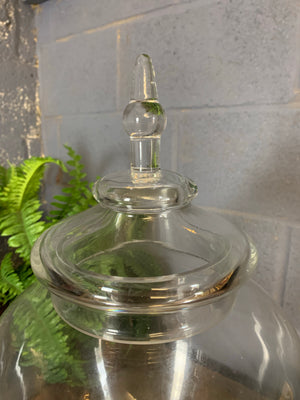 A large glass apothecary jar or carboy - 61cm