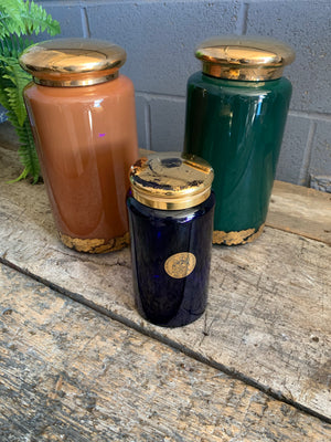 A set of three Royal Pharmaceutical Society apothecary jars