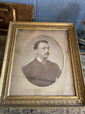 A 19th Century portrait photograph of a gentleman