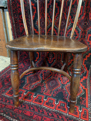 A late Georgian child's half seat Windsor chair