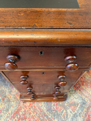 A Victorian mahogany pedestal desk