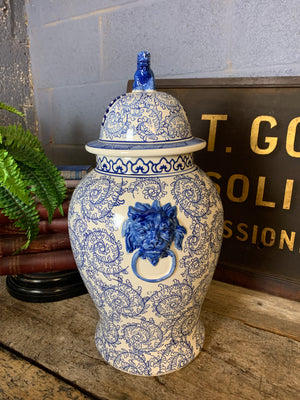A very large Chinese ginger jar with lid