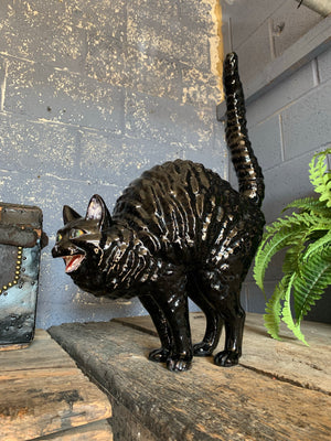 A large ceramic Casa Pupo / Bordallo Pinhiero black hissing cat