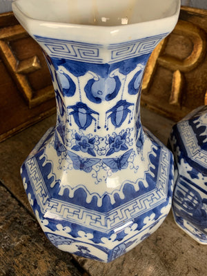 A pair of large blue and white octagonal Chinese vases