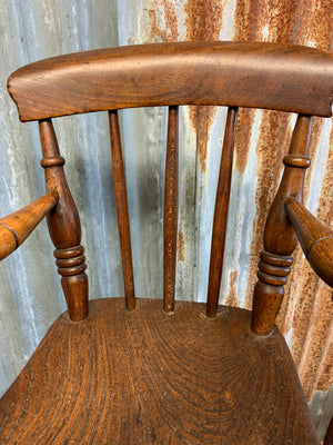 A child's or doll’s Windsor chair