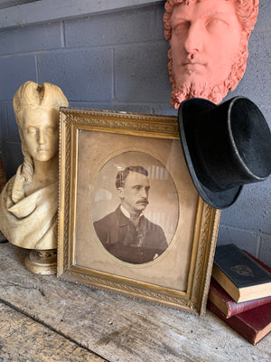 A 19th Century portrait photograph of a gentleman